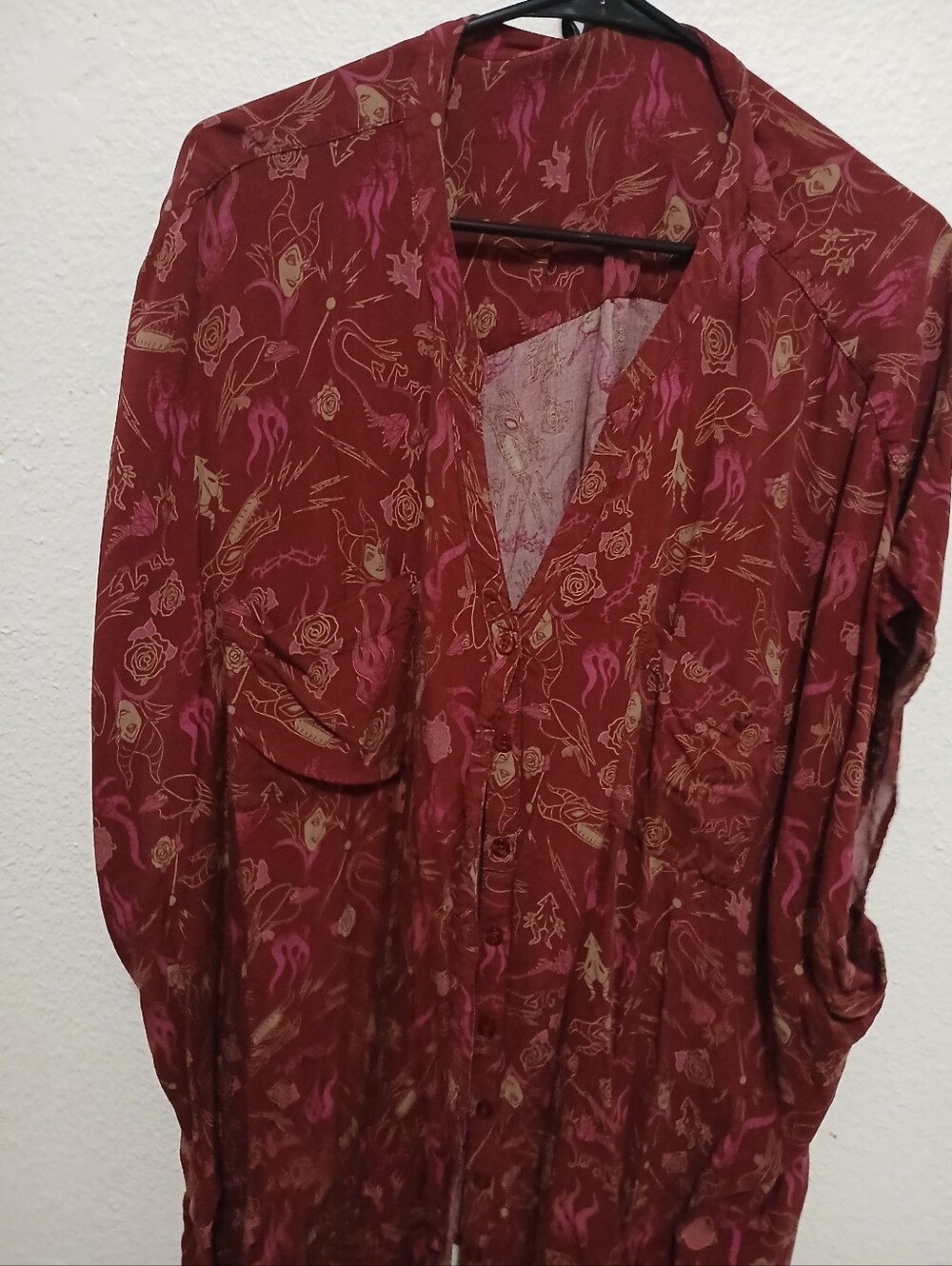 Disney Rust Red Button-Down Shirt with Pink & Tan Motif